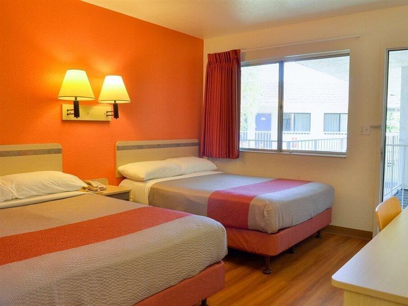 Motel 6-Santa Nella, Ca - Los Banos - Interstate 5 Екстериор снимка