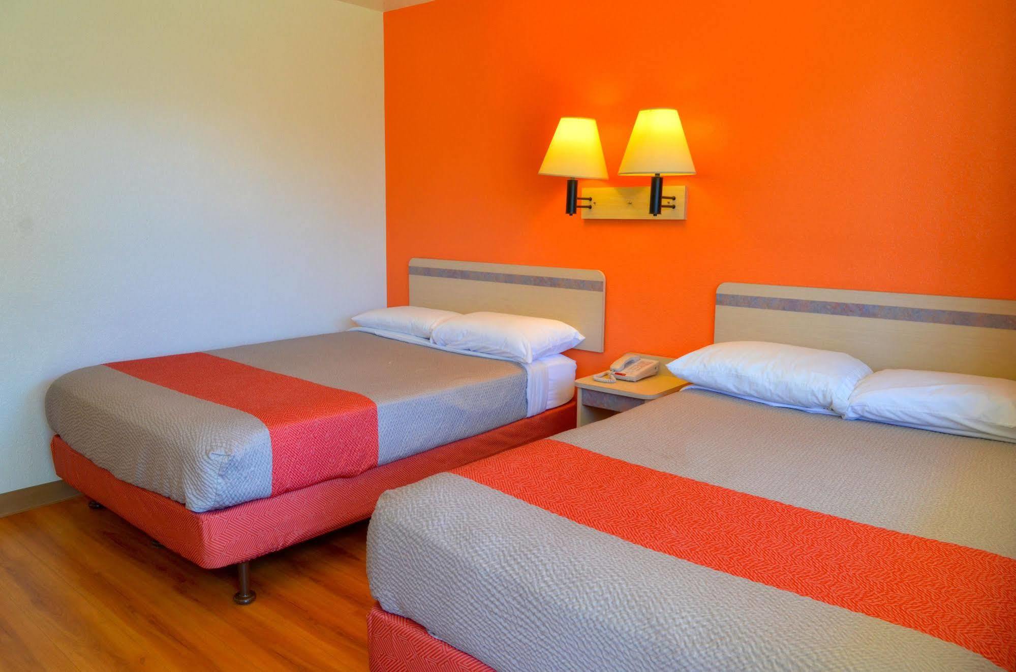 Motel 6-Santa Nella, Ca - Los Banos - Interstate 5 Екстериор снимка