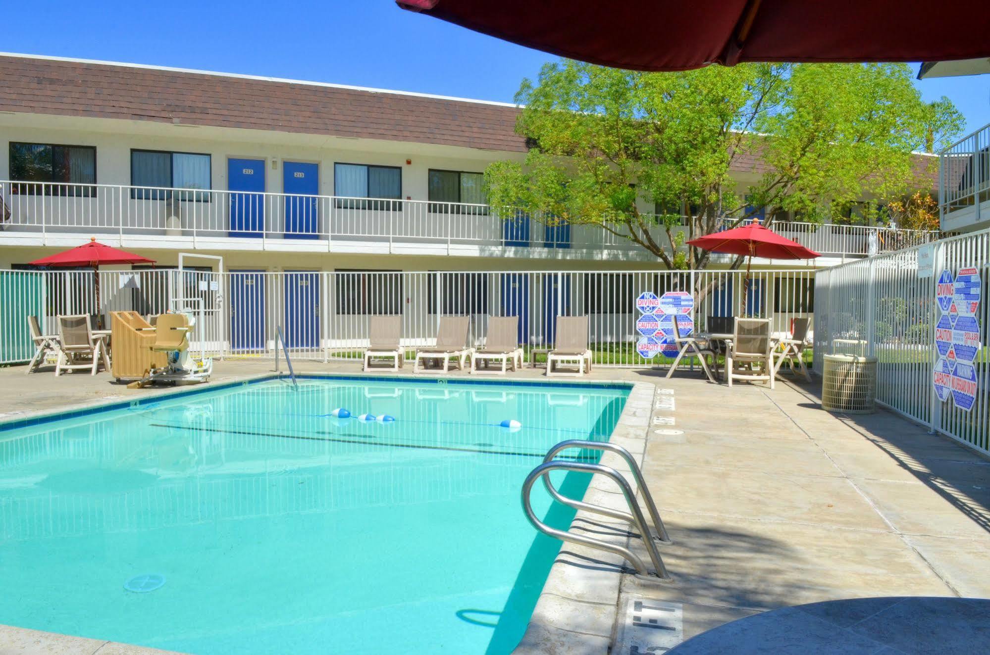 Motel 6-Santa Nella, Ca - Los Banos - Interstate 5 Екстериор снимка