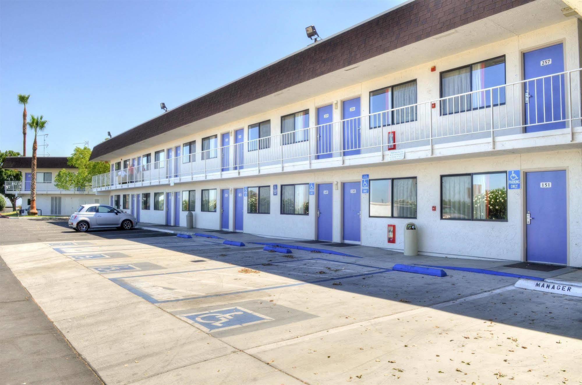 Motel 6-Santa Nella, Ca - Los Banos - Interstate 5 Екстериор снимка